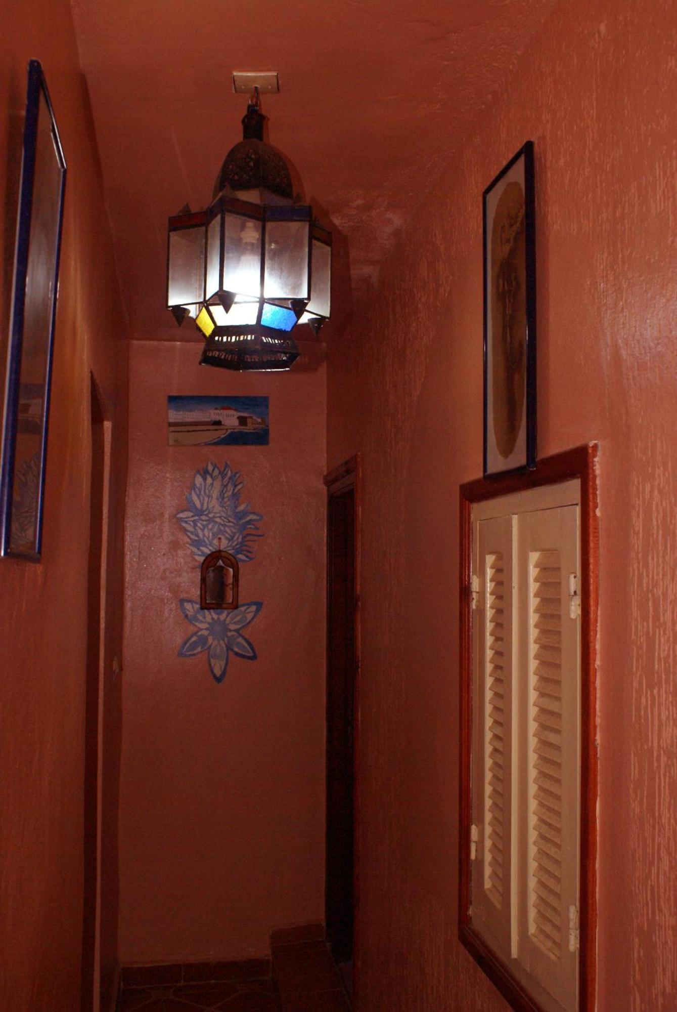 公寓 House *